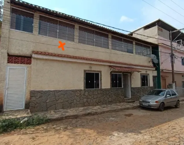 Ótima casa venda em Rochedo de Minas 