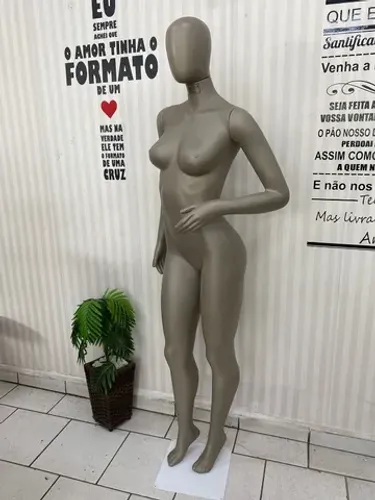 Manequim Savana Feminina 