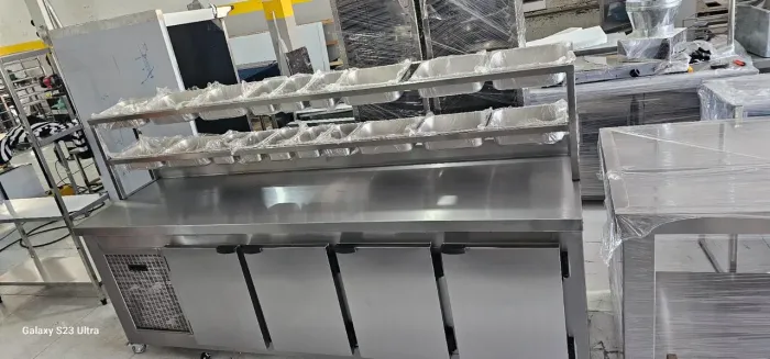 Refrigerador inox com Condimentadora- pizzaiola sob medida