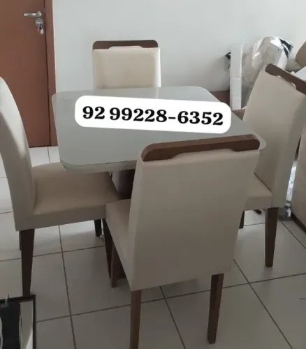 Mesa de jantar 4 cadeiras luxo