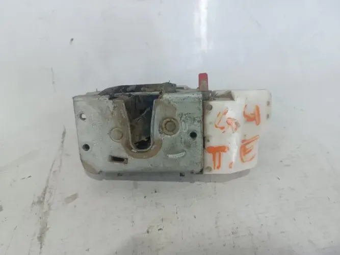 Fechadura elétrica traseira esquerda VW Gol/Parati G2 G3 G4 95-10