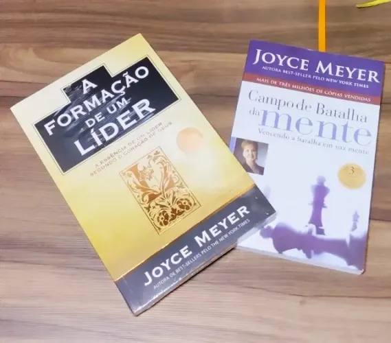 Kit Joyce Meyer: A Formação do Líder Segundo o Coração de Deus + Campo de Batalha da Mente