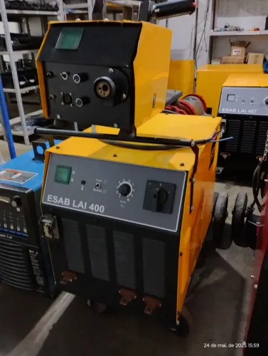 Máquina de Solda mig esab LAI 407.