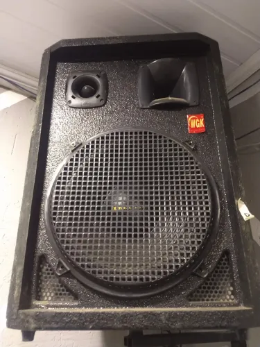 2 Caixas de som trio 400 watts em rms cada