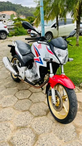 Honda cb300r 