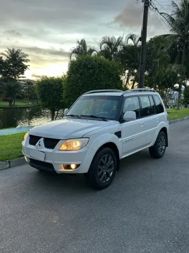 Mitsubishi Pajero TR4 4x2 2014