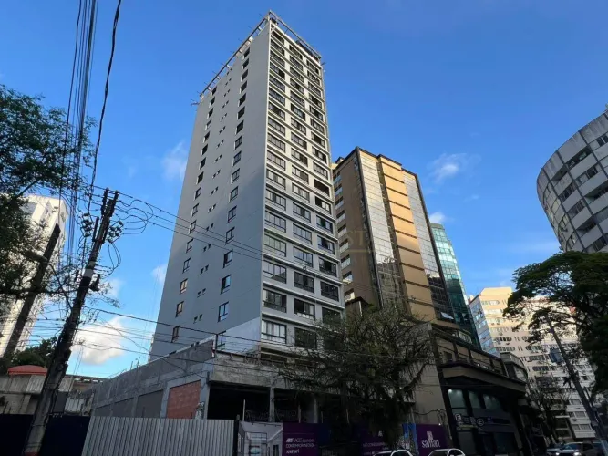 À venda | Downtown Studios, mobiliado e 30m² - Centro, Florianópolis.