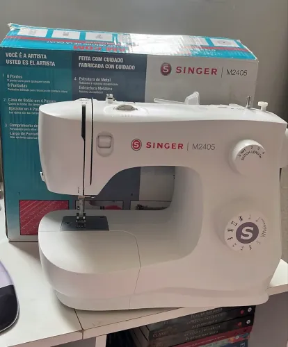 Máquina de costura 