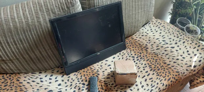 TV  monitor 