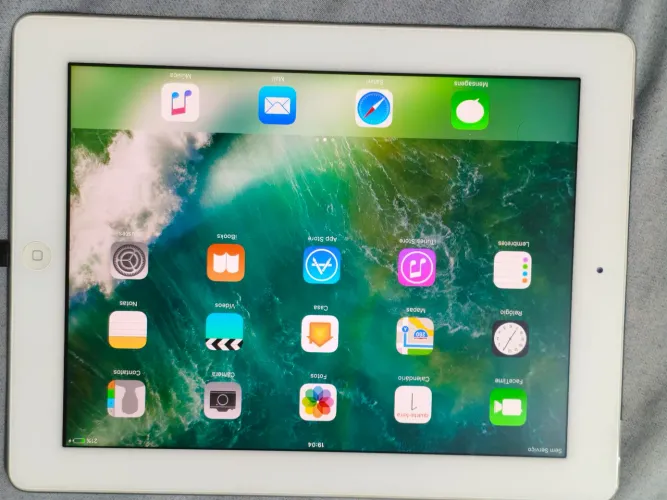 MacBook air + iPad 4 geração