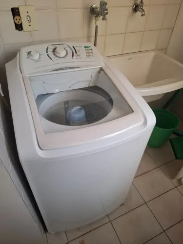Máquina de lavar Electrolux Turbo Capacidade 10 Kg 110 V