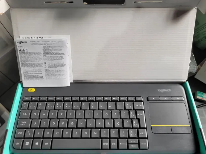 Teclado Logitech K400 Plus TV