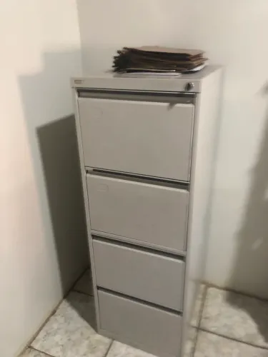 Gaveteiro de Metal