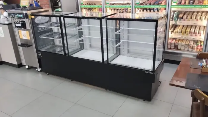 Vitrine Tripla quente, frio e seco Refrimate pronta entrega - Marcos 