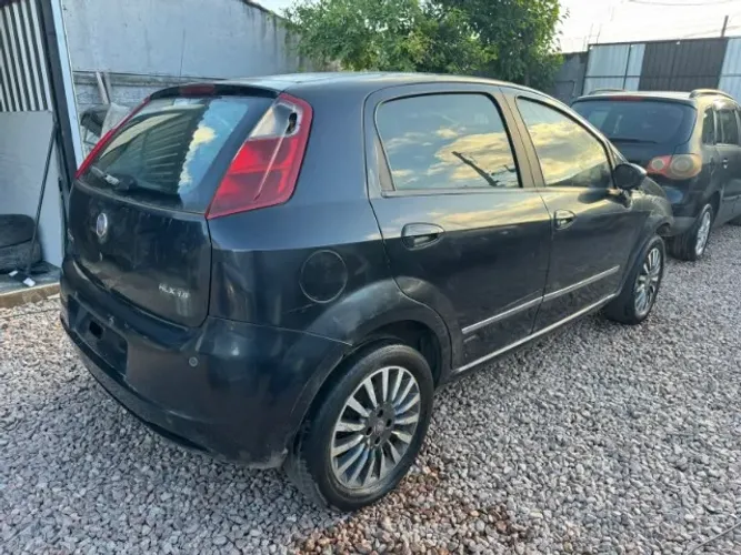 Sucata FIAT/PUNTO HLX 1.8 2008/2008 Para retirada de Peças