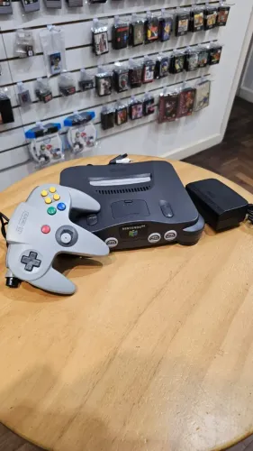 Nintendo 64 com 1 Controle apenas R$400,00 no Pix