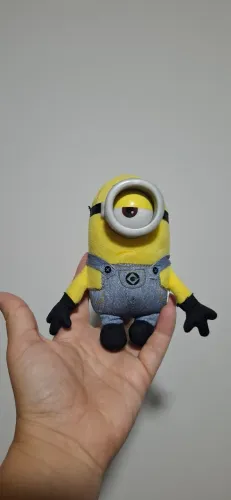 Minion pelucia pequeno