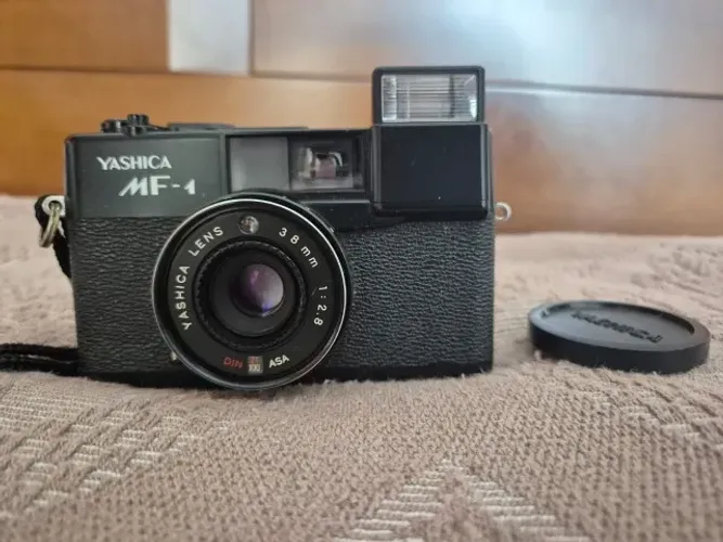 Câmera Yashica Mf 1