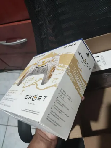 Controla Playstation 5 edição ghost of yotei lacrado