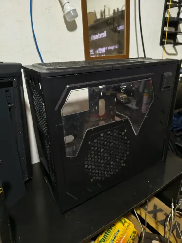 Gabinete thermaltake armor revo Full tower