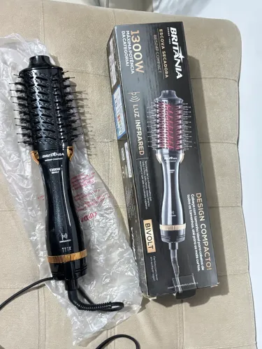 Escova secadora Britânia com manual