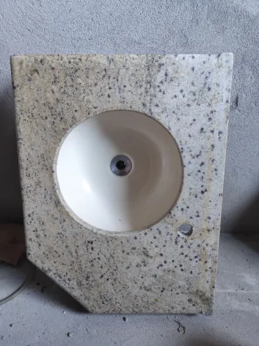Lavatório de Mármore 60 x 45 R$ 100