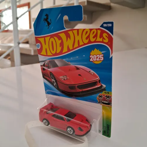 Ferrari hot wheels F 40