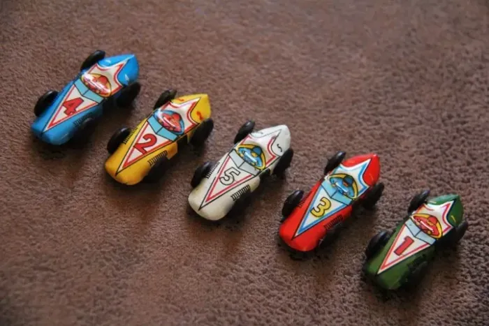 Carros de Corrida em Lata ( 5 Unid ) - Miniaturas Origem Japão Anos 50