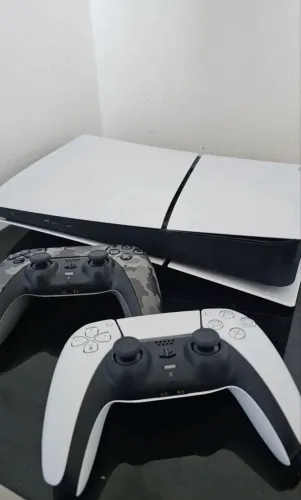 Ps5 com 2 controles