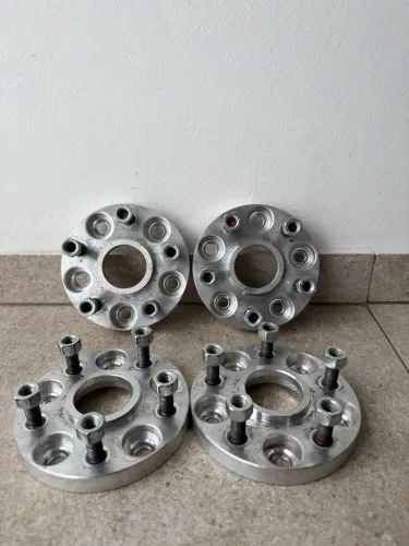 Espaçadores 18mm - 20mm 5x114,3