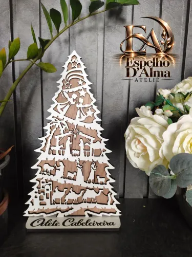Árvore de Natal com Presépio Personalizada em MDF ? 37 cm ?