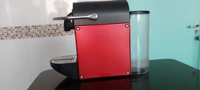 Cafeteira Nespresso Vermelha