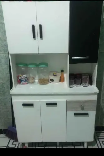 Vendo armário por 120,00