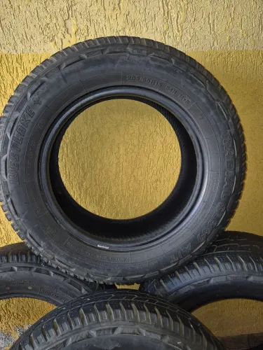 Pneus westlake 205 65 r15
