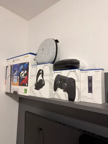 KIT COMPLETO PLAYSTATION 5 3 MESES DE USO