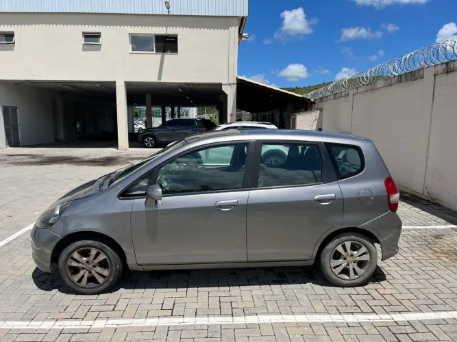 Honda Fit LX 1.4/ 1.4 Flex 8v/16v 5P Aut. 2005