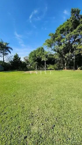 Chácara à Venda, 2500m², Condomínio Golf Ville, casa 120m² úteis, cozinha planejada - Reca