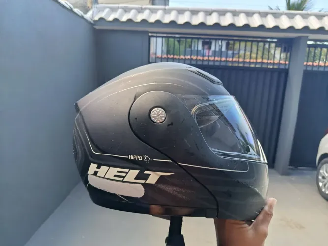 Capacete Helt