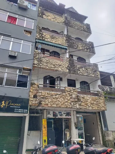 Recreio/Terreirão - KITNET de FRENTE com varanda à 900mts da praia na melhor quadra 