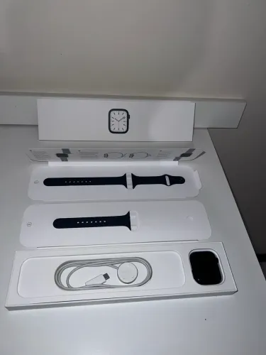 Apple Watch Series 7, 45 mm