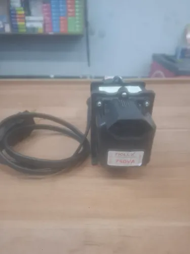 Autotransformador Fiolux 750VA