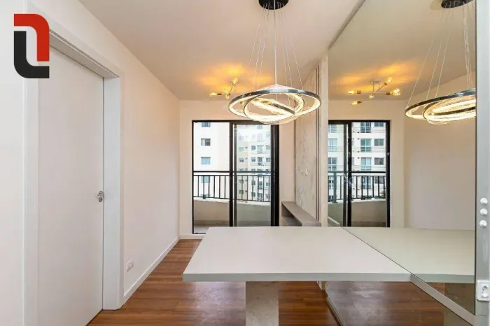 Apto Mobiliado 39m² 2 quartos, sacada e 1 vaga no Vila Izabel