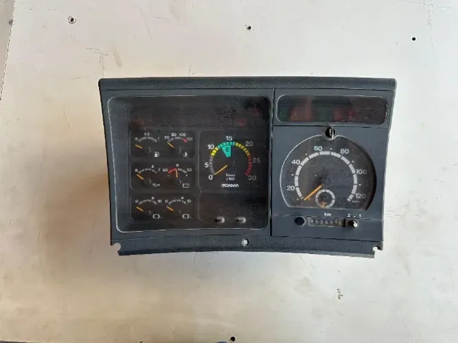 Painel de instrumentos Scania 124