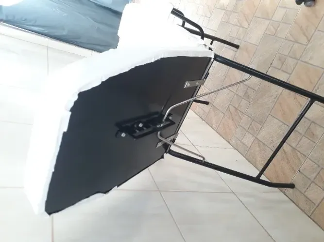 Maca com pernas articuladas