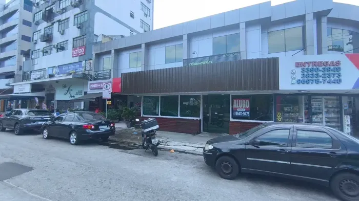 Imóvel para aluguel possui 72 metros quadrados em Vila Valqueire - Rio de Janeiro - RJ