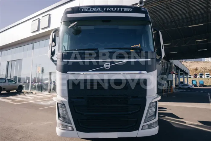 VOLVO FH 500 6X2T GLOBETROTTER 2018/2019