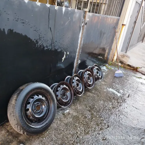 5 rodas aro 13 gm ***230 reais**