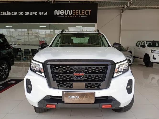 Nissan Frontier Pro4x CD 4X4 2.3 Bi-TB Die. AUT 2023