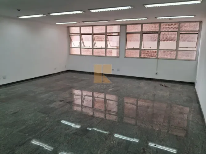Sala comercial no Bom Retiro com portaria 24 hs