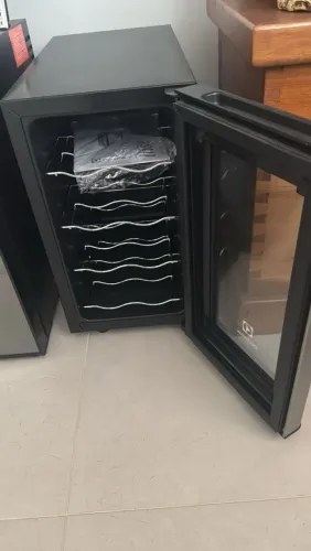 Adega Electrolux 8 Garrafas 
